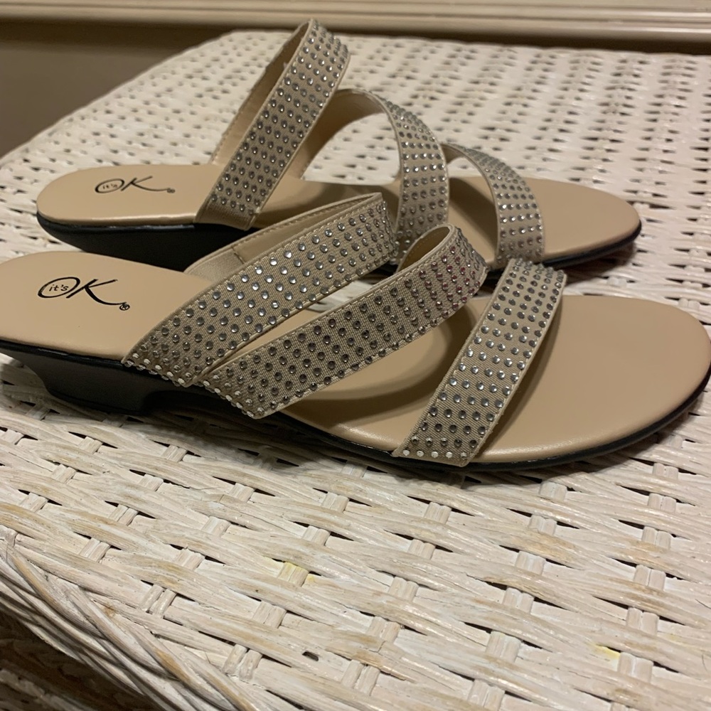 Gold sparkle sandals.  Never worn. 8.5 M